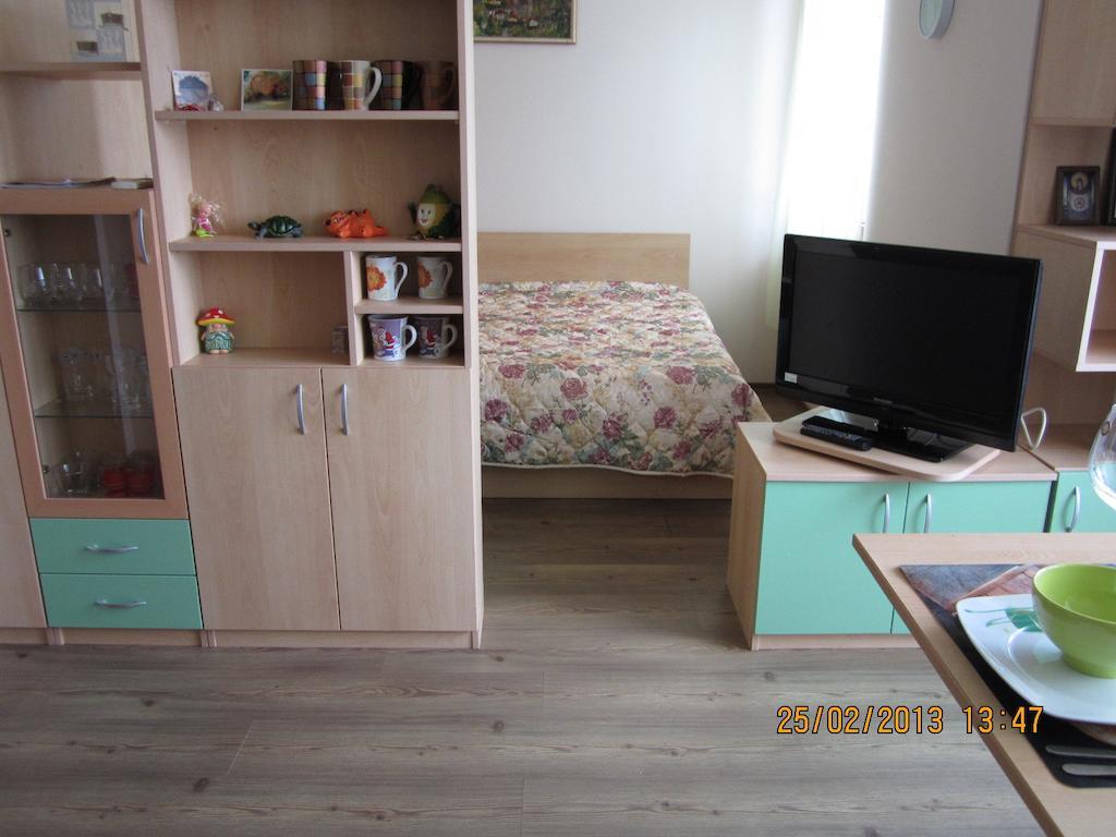 Aparthotel Pine Hills بامبوروفو الغرفة الصورة