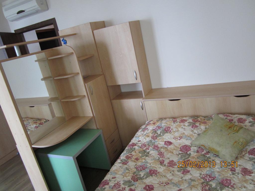 Aparthotel Pine Hills بامبوروفو الغرفة الصورة